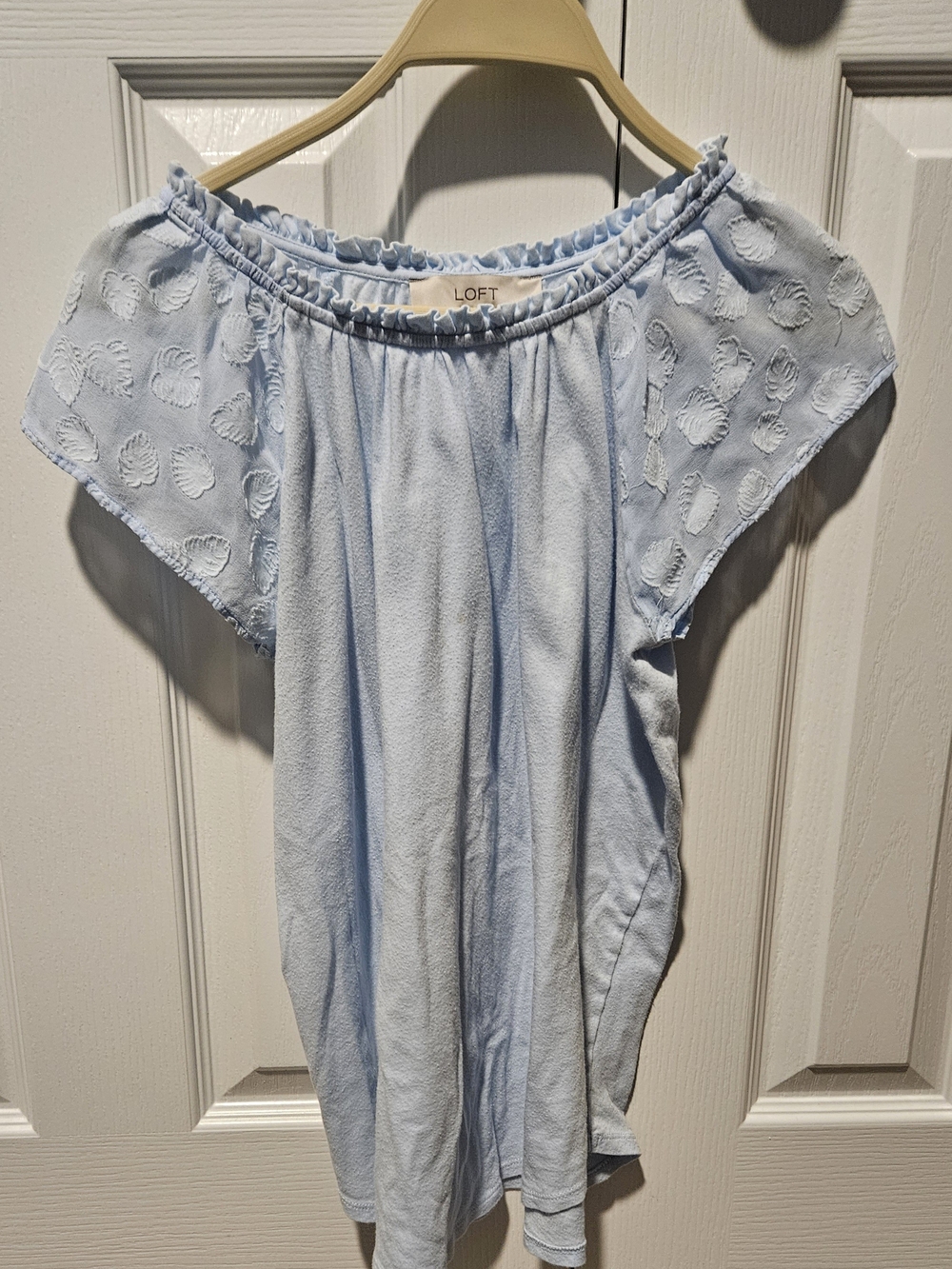 🎉 4 Items/$15 🎉 LOFT Pale Blue Off-Shoulder Ruffle Neck Blouse